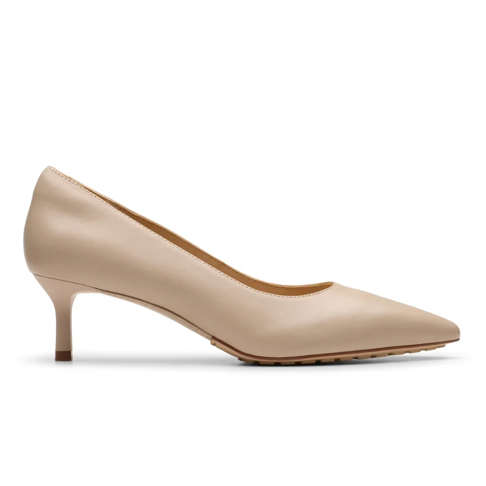 Adela Court Sand Leather