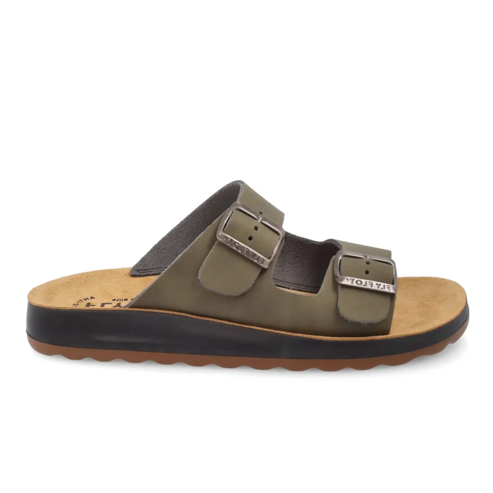 Synthetic Man Slipper Greenfinch – Image 1