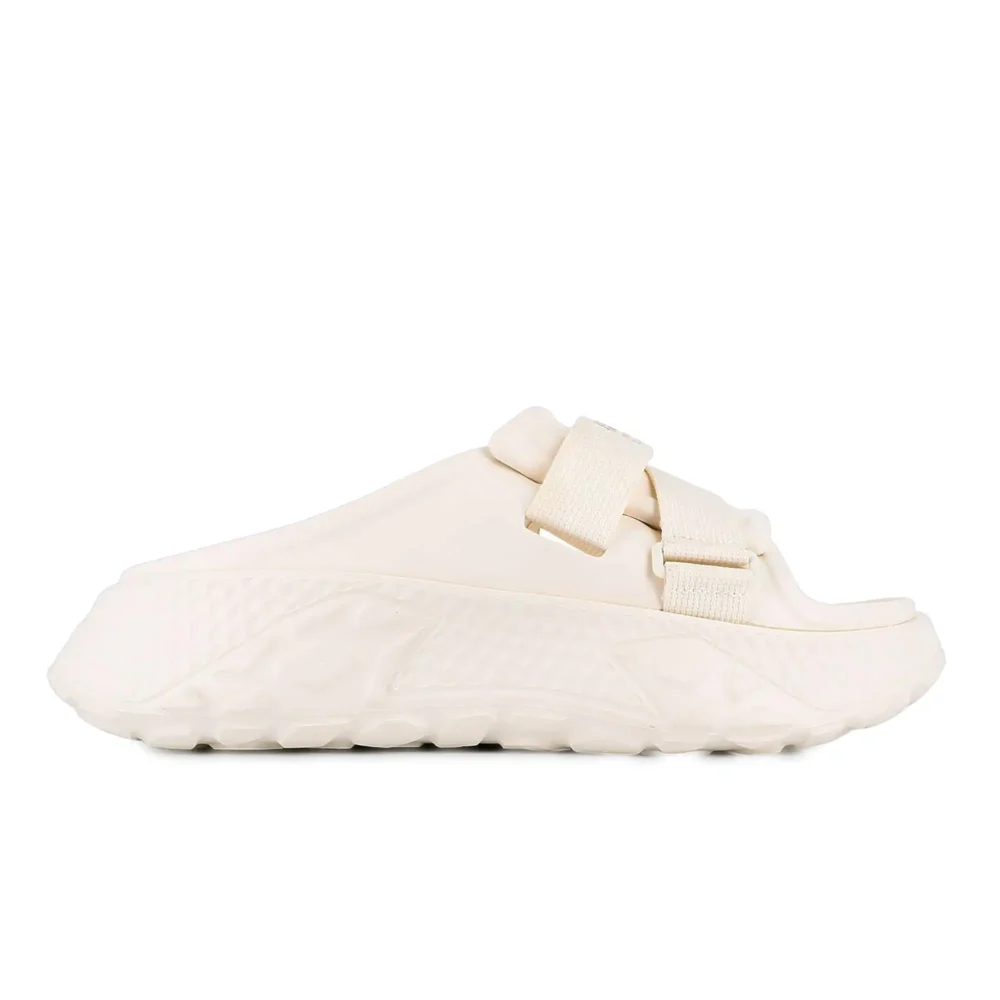 Offbound Slide~Cream White~M
